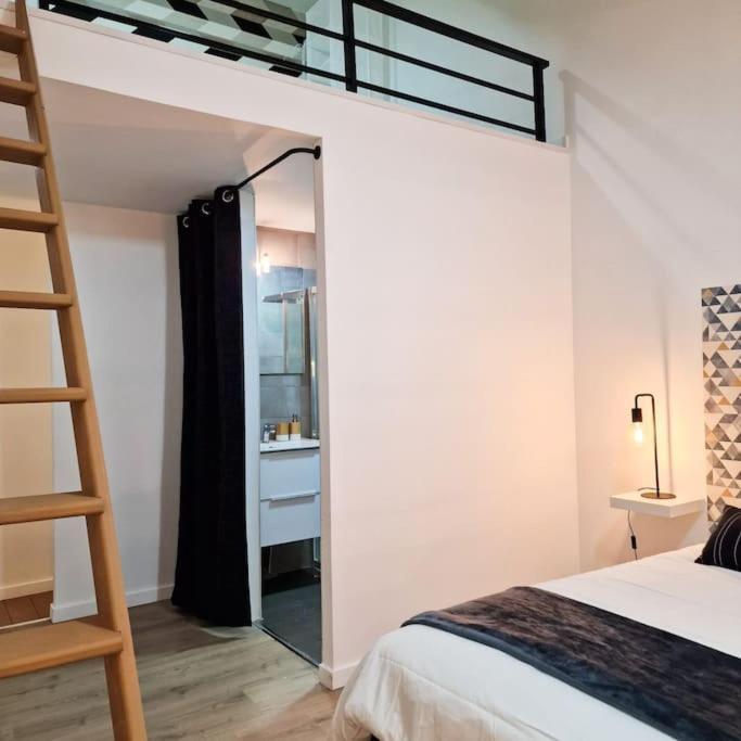 Apartmán Grand Loft Avec Terrasse Privee Saint-Etienne  Exteriér fotografie